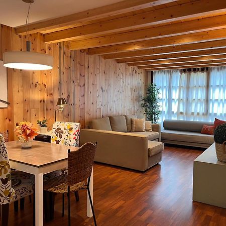 شقة Luxury House Valencia D'Aneu المظهر الخارجي الصورة