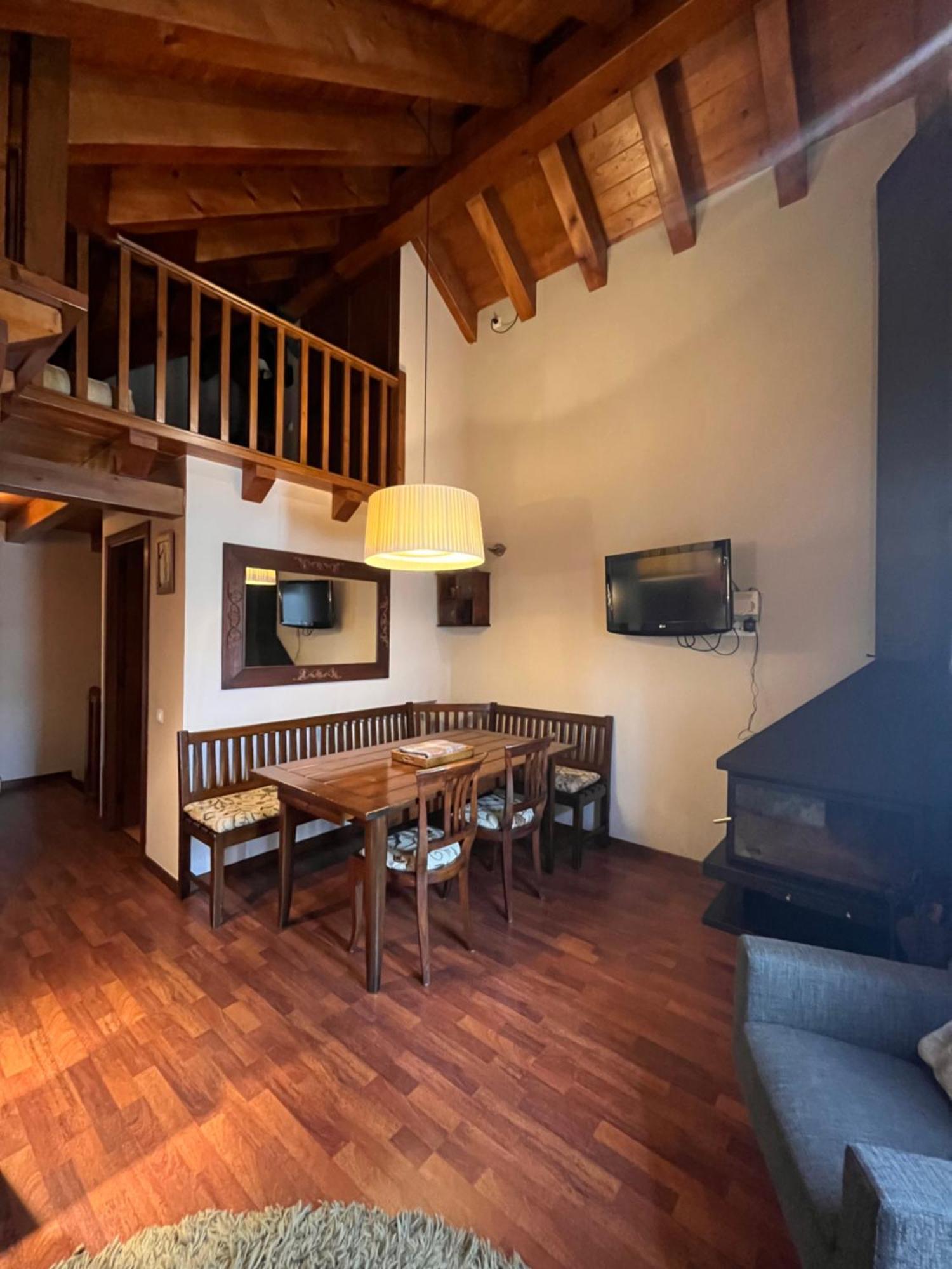 شقة Luxury House Valencia D'Aneu المظهر الخارجي الصورة